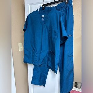 DAGACCI Scrub set - 2 piece